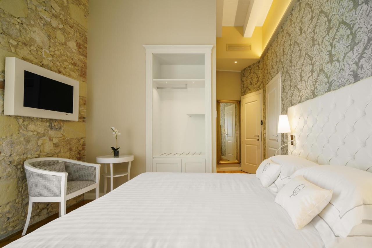 Boutique Hotel Carlo Felice Кальяри Экстерьер фото