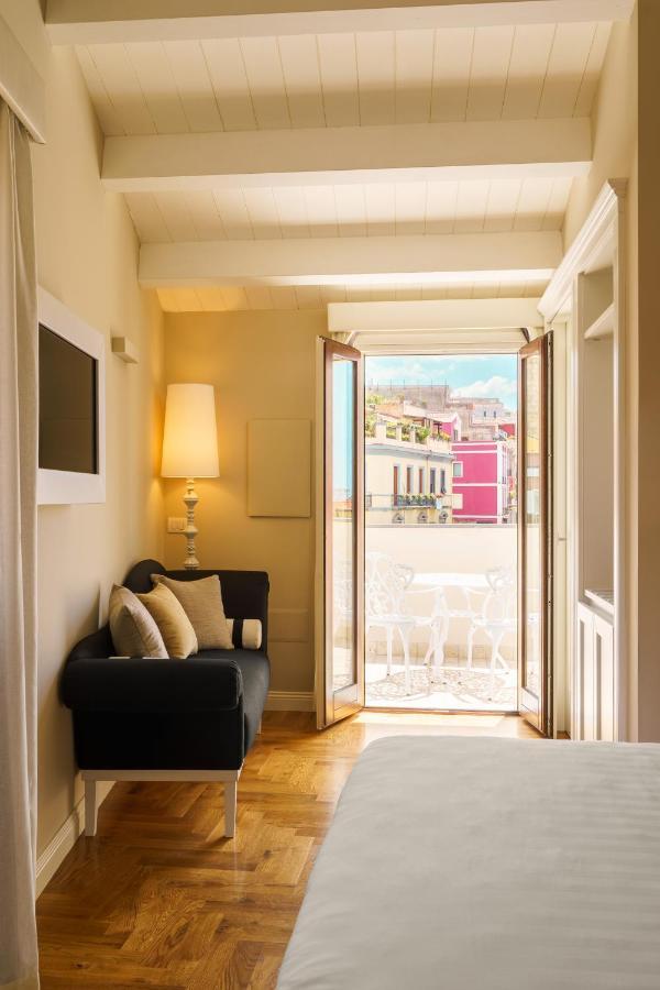 Boutique Hotel Carlo Felice Кальяри Экстерьер фото