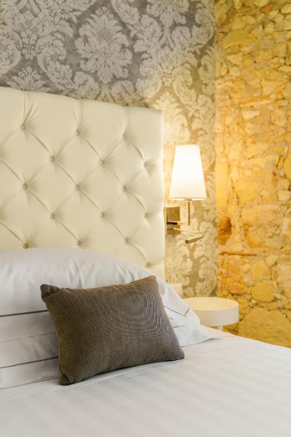 Boutique Hotel Carlo Felice Кальяри Экстерьер фото